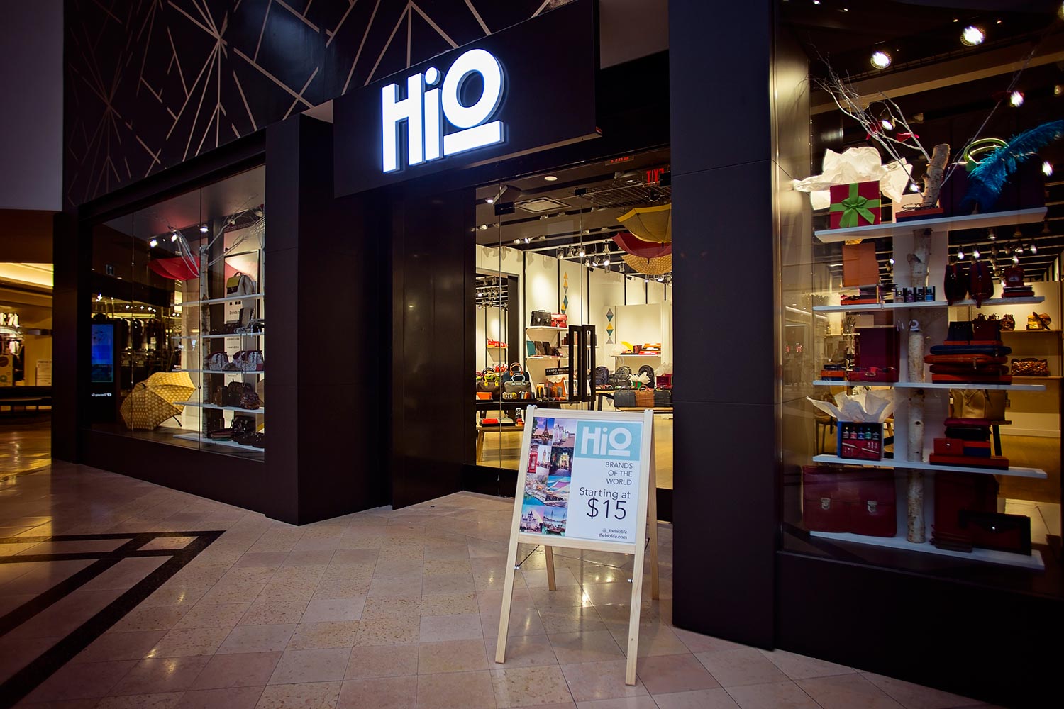HiO Eaton Centre - Pop Up Shops