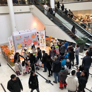 snack a fruit pop up experiential marketing canada
